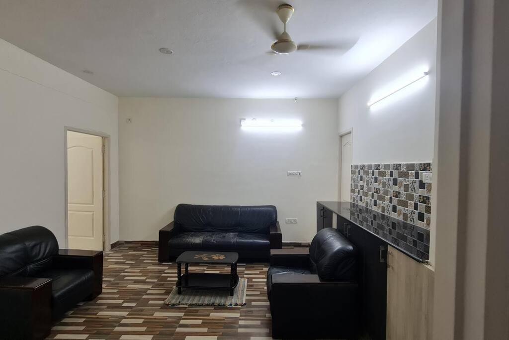 Kamalam 2 Bhk - Non Ac Βίλα Κοϊμπατόρε Εξωτερικό φωτογραφία