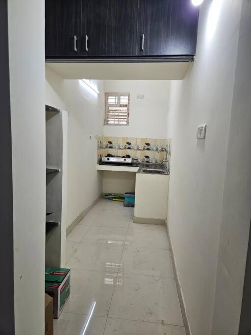 Kamalam 2 Bhk - Non Ac Βίλα Κοϊμπατόρε Εξωτερικό φωτογραφία